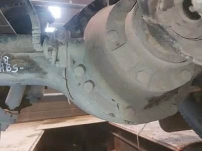 Eaton-Spicer RDP41 Rear Differential for a 2013 Peterbilt 587
