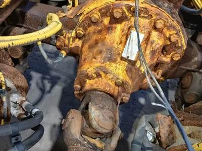 Eaton-Spicer RDP41 Rear Differential for a 2009 Kenworth T-800