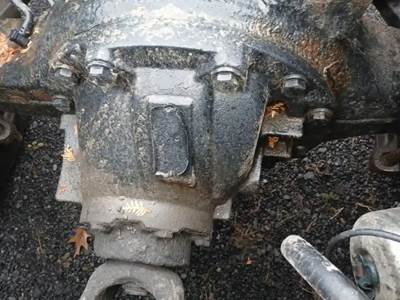 Eaton-Spicer RS-404 Rear Differential for a 2012 Freightliner CASCADIA PX125064S T