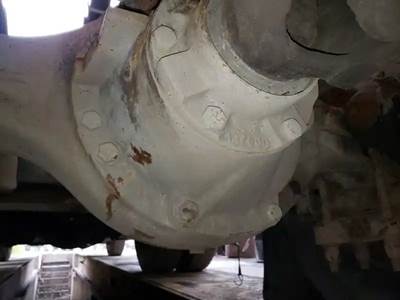 Eaton-Spicer RS-405 Rear Differential for a 2006 International 9400I