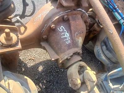 Eaton-Spicer RSP40 Rear Differential for a 2000 Kenworth T-800