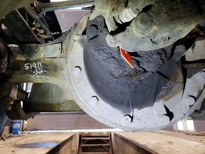 Eaton-Spicer RST40 Rear Differential for a 2011 Volvo VNL64T780