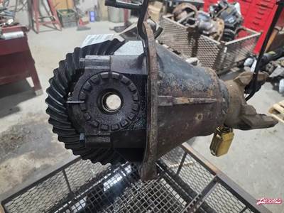 Eaton-Spicer RST41 Rear Differential for a 2014 Volvo VNL64T