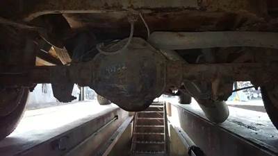 GM/Chev (HD) Rear Differential for a 2000 Chevrolet EXPRESS