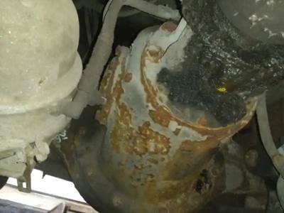 Mack CRD117 Rear Differential for a 1988 Mack MR686P