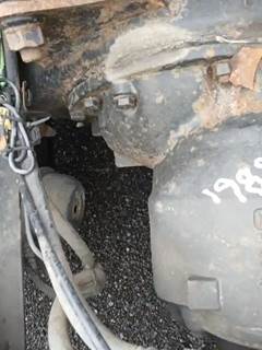 Meritor MD2014X Rear Differential for a 2013 Volvo VNL