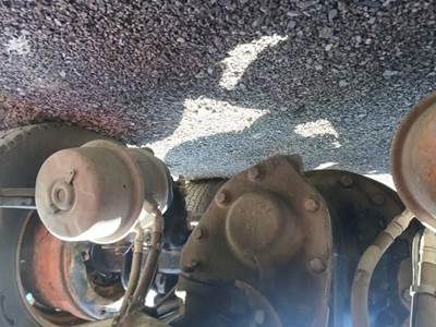 Meritor MD2014X Rear Differential for a 2016 Freightliner CASCADIA PX113064S T