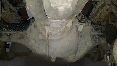 Meritor MR20143M Rear Differential for a 2008 Volvo VNL