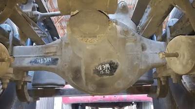 Meritor MR2014X Rear Differential for a 2013 Mack CXU613 PINACLE