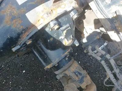 Meritor MR2014X Rear Differential for a 2009 Volvo VNL