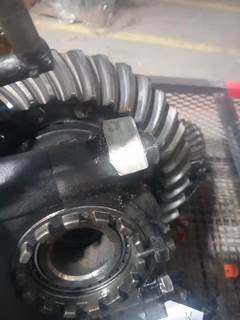 Meritor MR2014XA Rear Differential