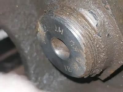 Meritor MRL-20145 Rear Differential for a 2011 Volvo VNL