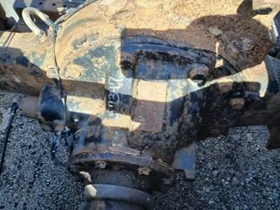 Meritor MRL20145 Rear Differential for a 2018 Mack CXU613 PINACLE