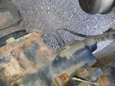 Meritor MRL2014X Rear Differential for a 2016 Kenworth T-680