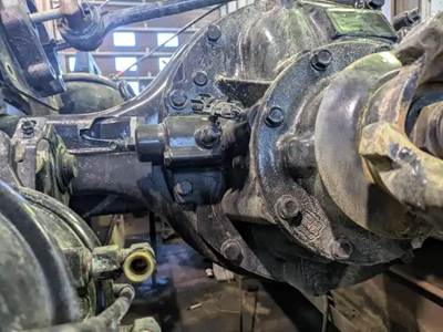 Meritor RRL23160 Rear Differential