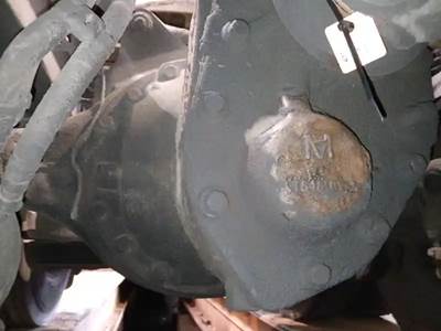 Meritor-Rockwell MD2014X Rear Differential for a 2015 Volvo VNL