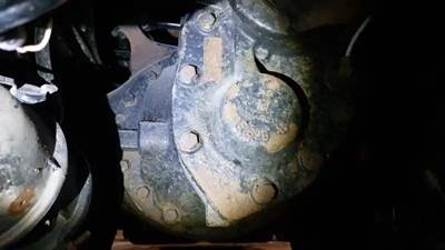 Meritor-Rockwell MDL2014X Rear Differential for a 2022 Freightliner 114SD