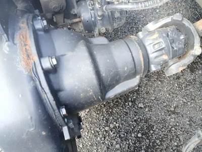 Meritor-Rockwell MR2014X Rear Differential for a 2012 Volvo VNL