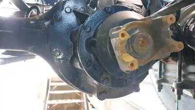 Meritor-Rockwell Rear Differential for a 2020 Freightliner M2 106