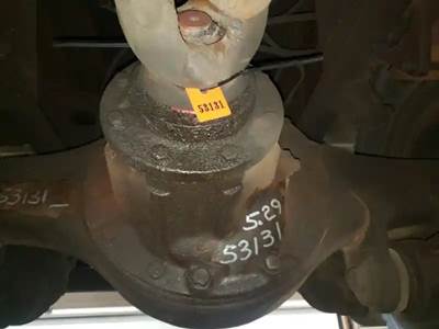 Meritor-Rockwell Rear Differential for a 1989 International G2604