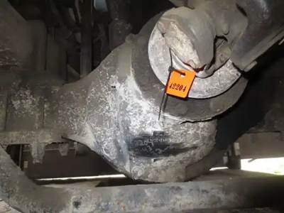 Meritor-Rockwell Rear Differential for a 1989 Mack DMM6906EX