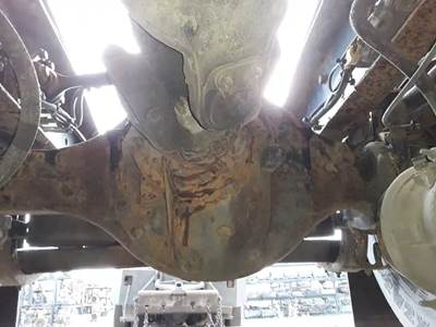 Meritor-Rockwell Rear Differential for a 2006 Volvo VNL64T610