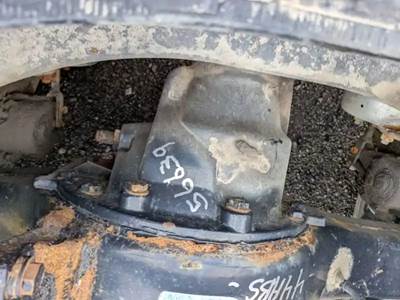Meritor-Rockwell Rear Differential for a 2020 Peterbilt 579