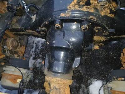 Meritor-Rockwell Rear Differential for a 2018 Mack CXU613 PINACLE