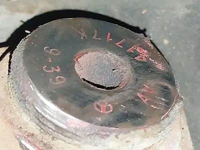 Meritor-Rockwell RR20-145 Rear Differential for a 1996 Freightliner FL-80