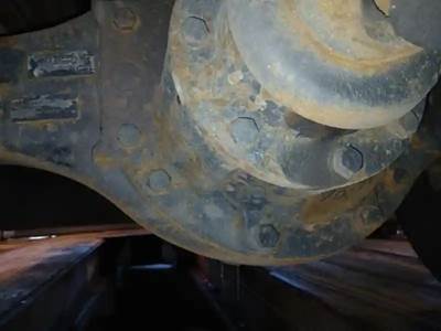 Meritor-Rockwell RS17-145 Rear Differential for a 1999 Ford F-800