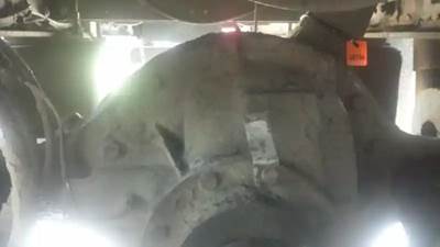 Meritor-Rockwell RSL23-160 Rear Differential for a 1998 Freightliner FL-80