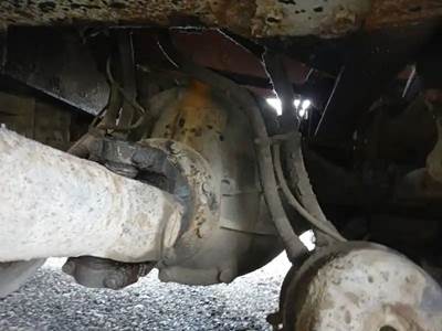 Meritor-Rockwell RSL23-160 Rear Differential for a 2001 International 8100