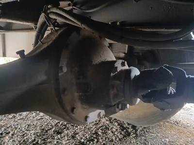 Rockwell QR100 Rear Differential for a 1989 Freightliner FLC-112