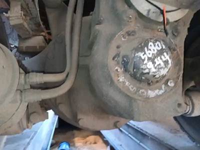 Rockwell RDL23160 Rear Differential for a 2000 Mack RB-688S