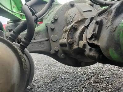 Rear Differential for a 2000 International 9400I