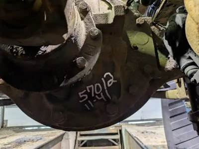 Rockwell RR20145 Rear Differential for a 1994 Peterbilt 378