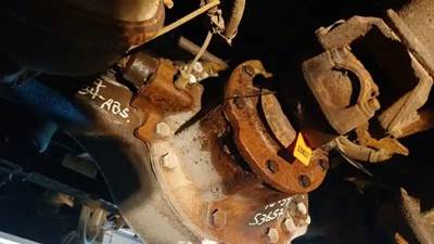 Rockwell RRL20145 Rear Differential for a 2004 Freightliner M2 112