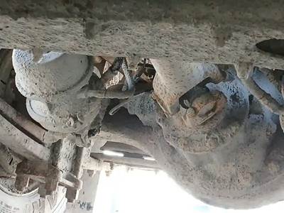 Rockwell RRL20145 Rear Differential for a 1998 Freightliner FL-106