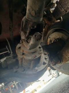 Meritor Rear Differential for a 2011 Freightliner M2 112V