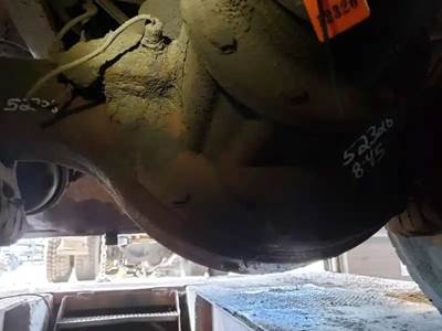 Rockwell RRL23160 Rear Differential for a 2005 Sterling L9500 (LT9513)