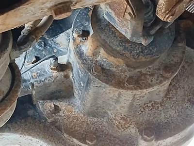 Rockwell RRL23160 Rear Differential for a 2004 Sterling LT-9500