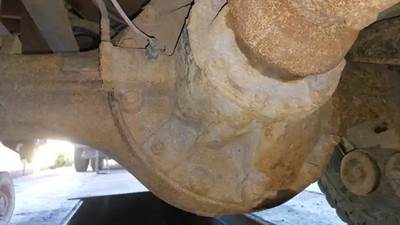 Rockwell RRL26185 Rear Differential for a 2003 Western Star 4900SA