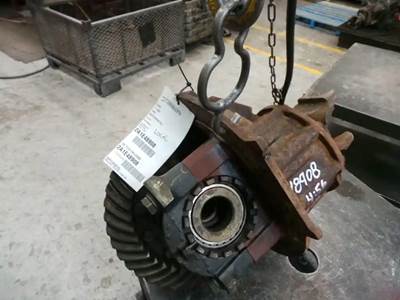 Rockwell RS19145 Rear Differential for a 1997 Ford F-800