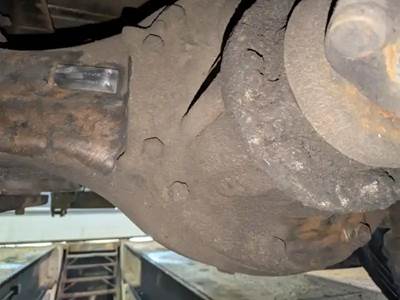 Rockwell RS21145 Rear Differential for a 2005 Freightliner M2 106