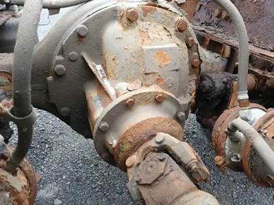 Rockwell RS23160=RS21160 Rear Differential for a 1996 Freightliner FL-80