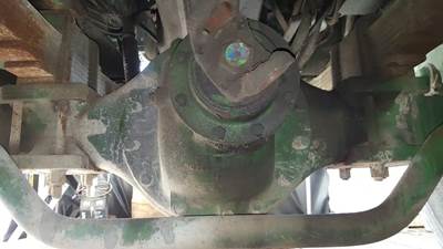 Rockwell SHR/FDS1807 Rear Differential for a 1990 Mack DMM6906EX