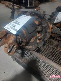 Spicer DSP40P Rear Differential for a 2013 Peterbilt 386