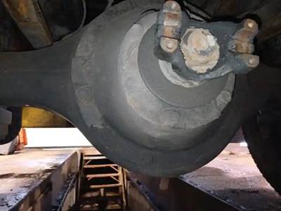 Spicer J210 Rear Differential for a 2002 International 4700