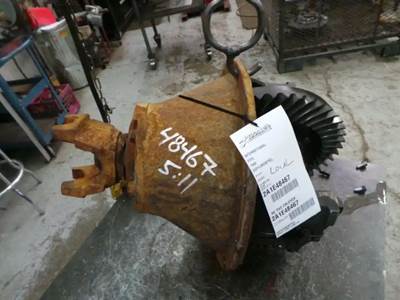 Spicer N190 Rear Differential for a 1992 International 4700