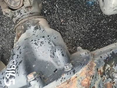 Spicer R40-155 Rear Differential for a 2019 Kenworth T-680